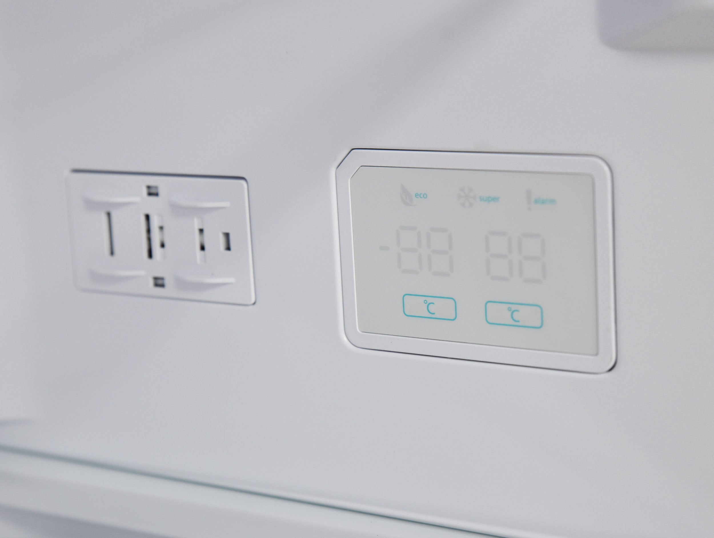 SHARP SJ-NBA11DMXPE-EU 60cm NF Fridge-Freezer