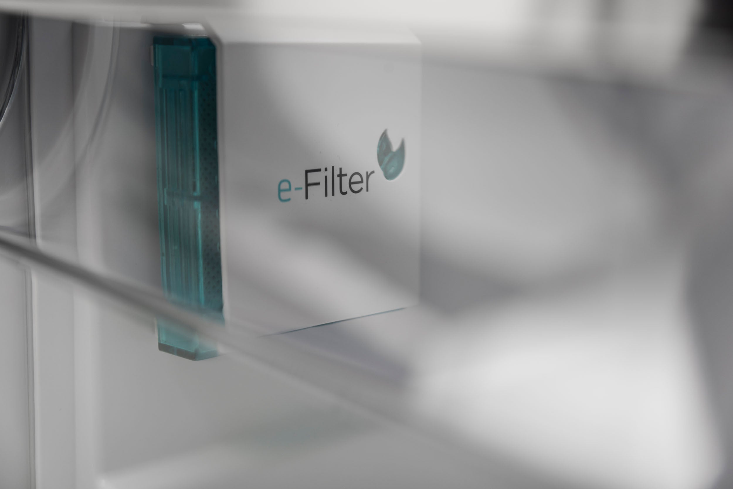 SHARP SJ-LC41CHXWE-EU 60cm Single Door Refrigerator