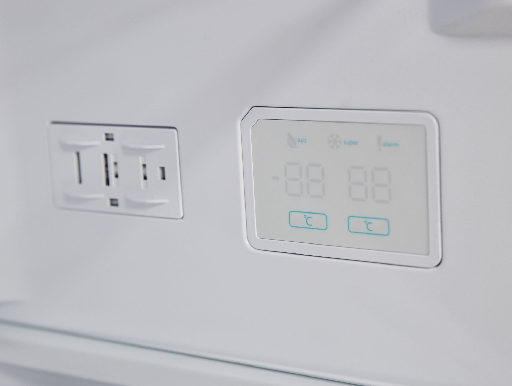 SHARP SJ-NBA42DMXPC-EU 60cm NF Fridge-Freezer