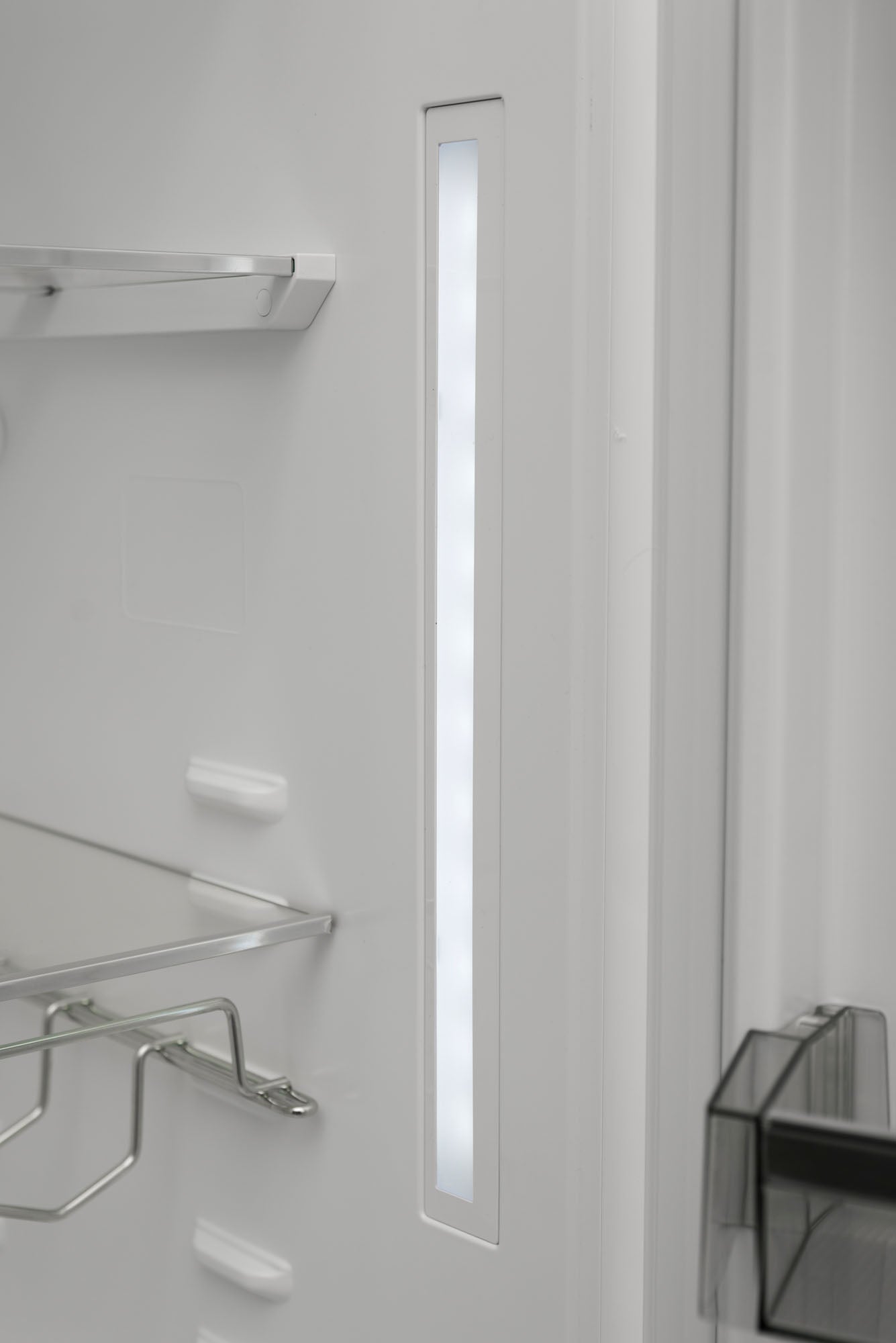 SHARP SJ-LC41CHXAE-EU 60cm Single Door Refrigerator