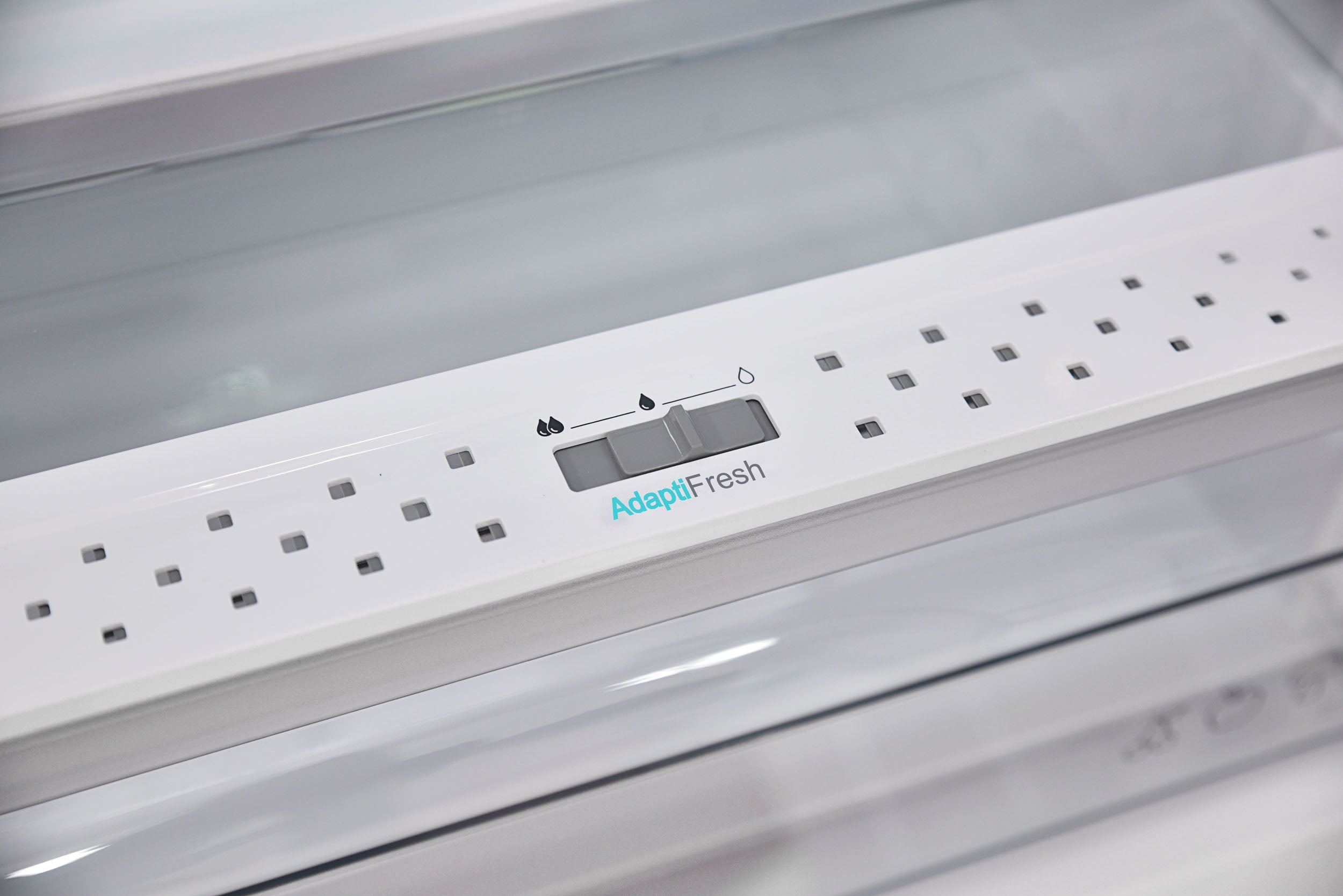 SHARP SJ-FBB05DTXWD-EU 54cm Fridge-Freezer